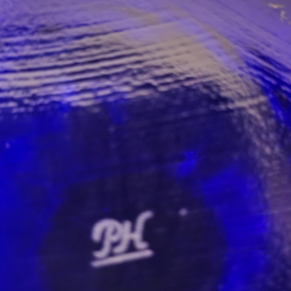 Princess House Vase Cobalt Blue Glass, Hand Blown Signed - Picture 6 of 8